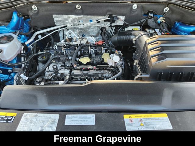 Used 2024 Volkswagen Atlas Cross Sport SEL Premium R-Line image 33