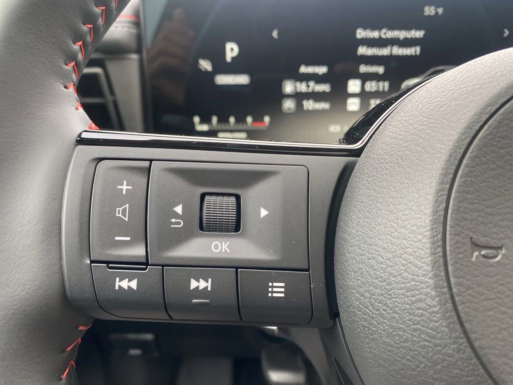 New 2026 Nissan Kicks SR w/ SR Premium Package FWD image 17