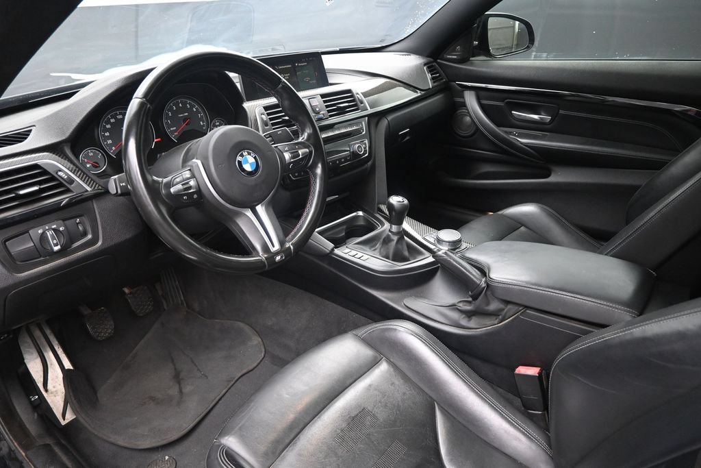 Used 2018 BMW M4 Coupe RWD image 21