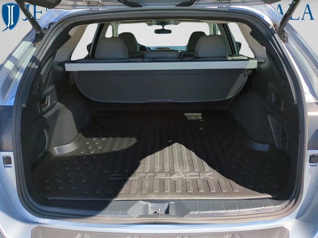 Used 2021 Subaru Outback Limited w/ Popular Package #2 image 13
