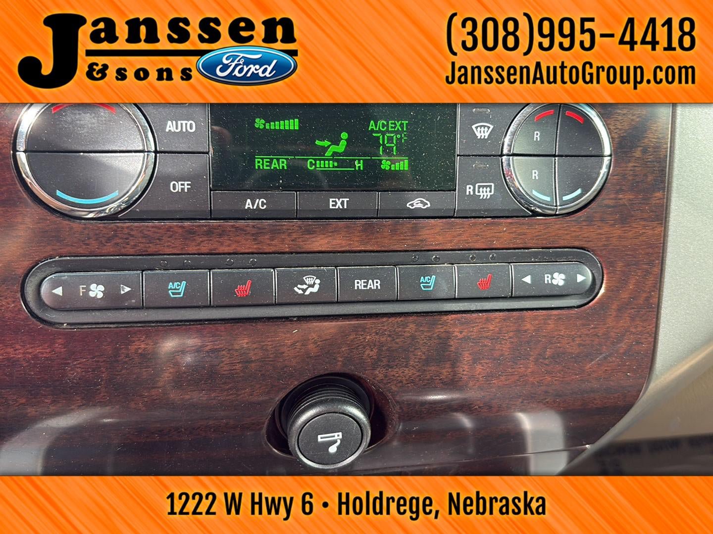 Used 2013 Ford Expedition EL XLT AWD/4WD image 18