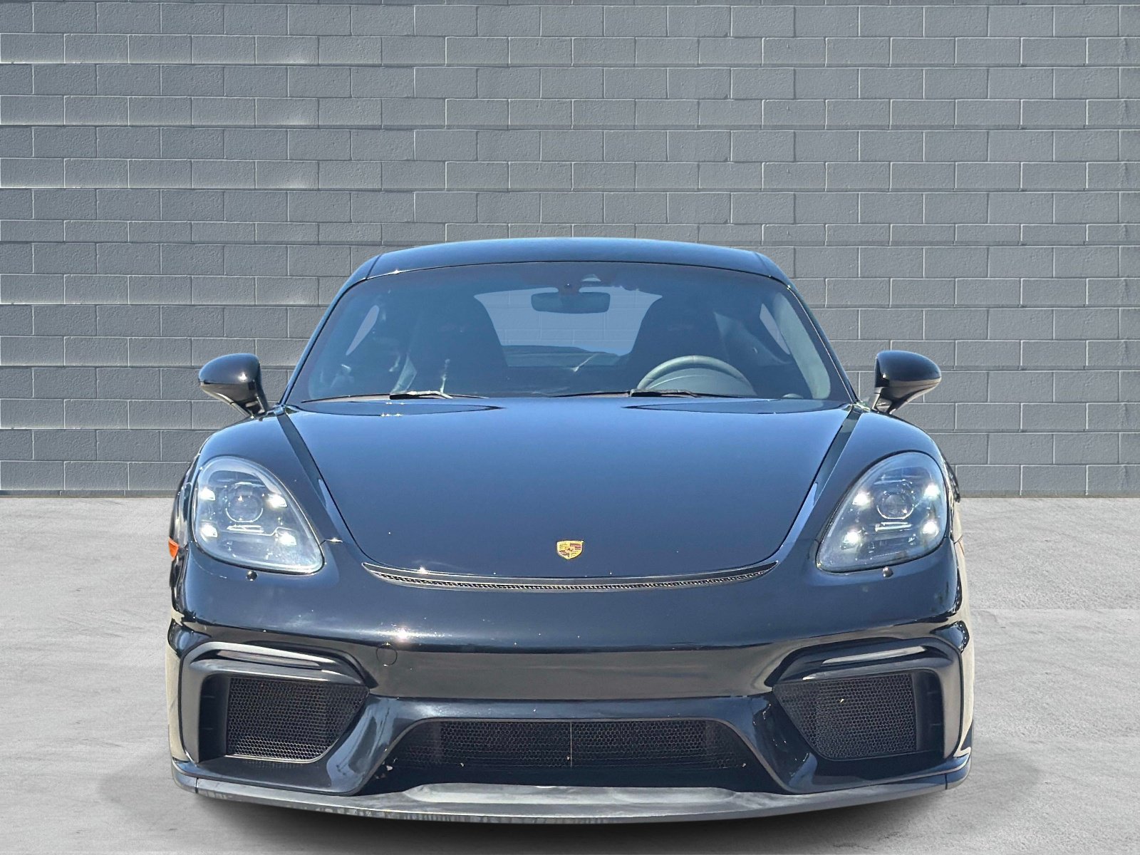 Used 2021 Porsche 718 Cayman GT4 RWD image 2