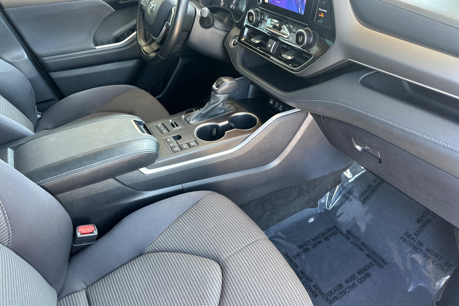 Certified 2025 Toyota Highlander LE AWD/4WD image 21