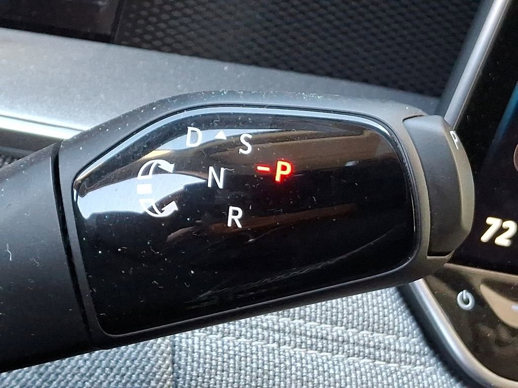 Certified 2025 Volkswagen Tiguan S w/ 18" Wheel Package image 20