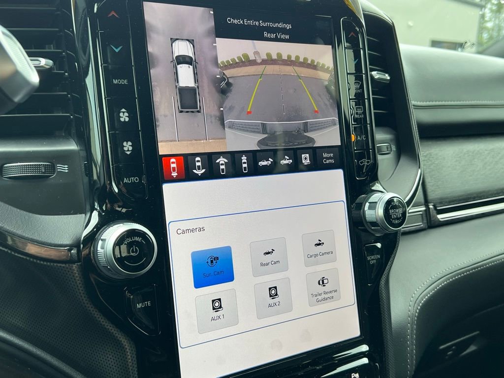 Used 2024 RAM 2500 Limited image 14