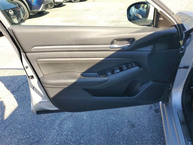 Used 2022 Nissan Altima 2.5 SL image 8