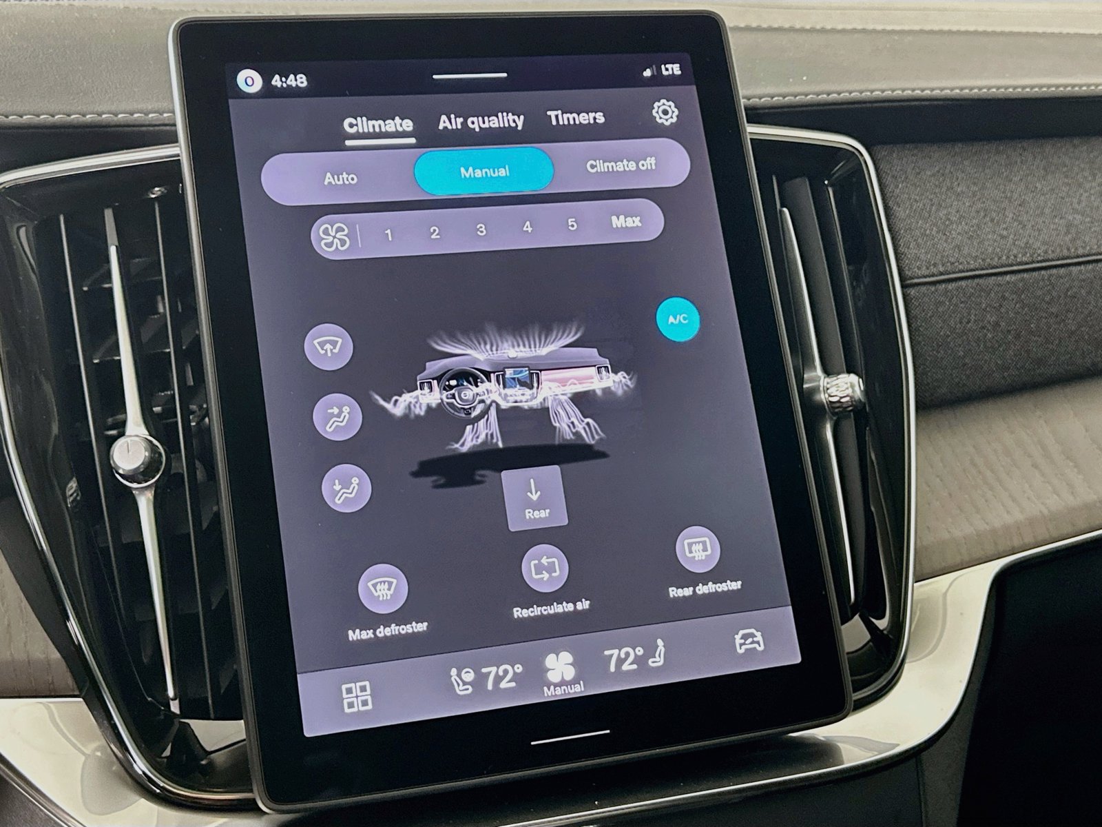 New 2027 Volvo XC90 B6 Ultra AWD/4WD image 26