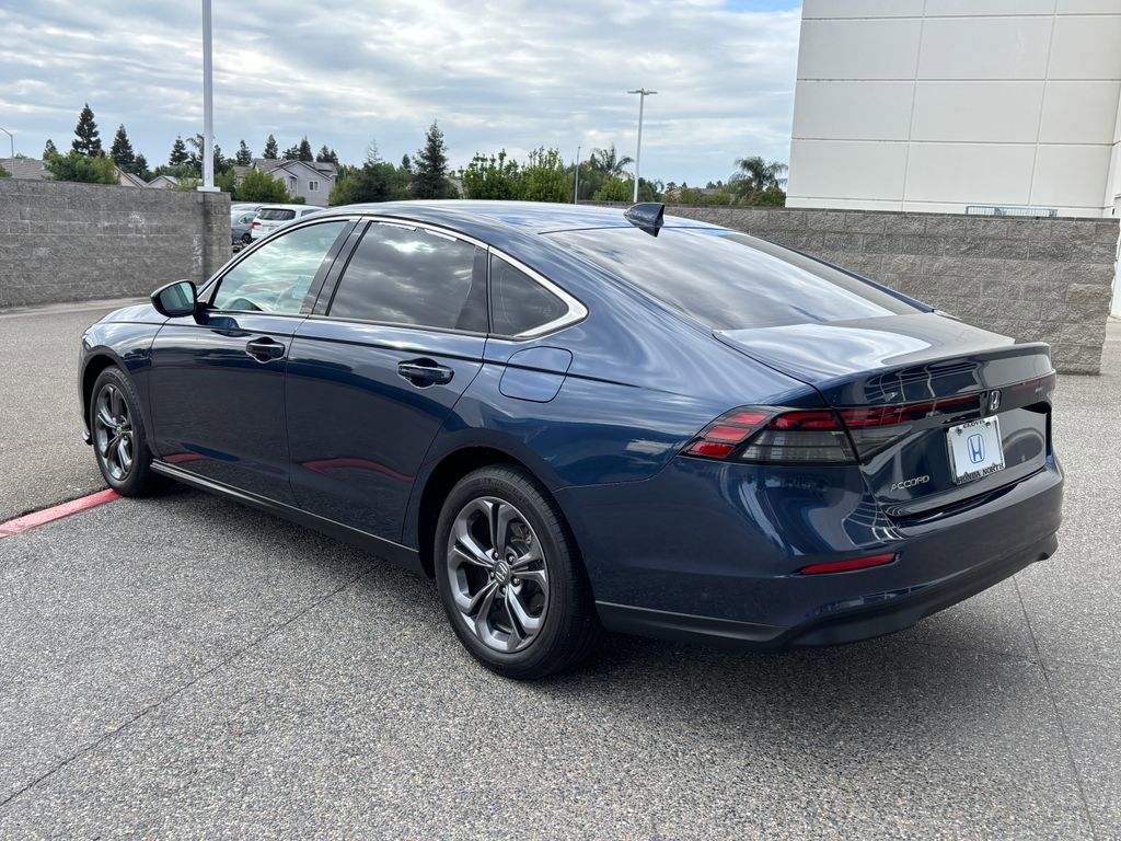 Used 2023 Honda Accord EX image 7
