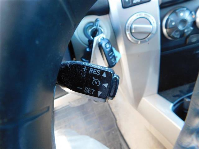 Used 2006 Toyota 4Runner SR5 AWD/4WD image 13