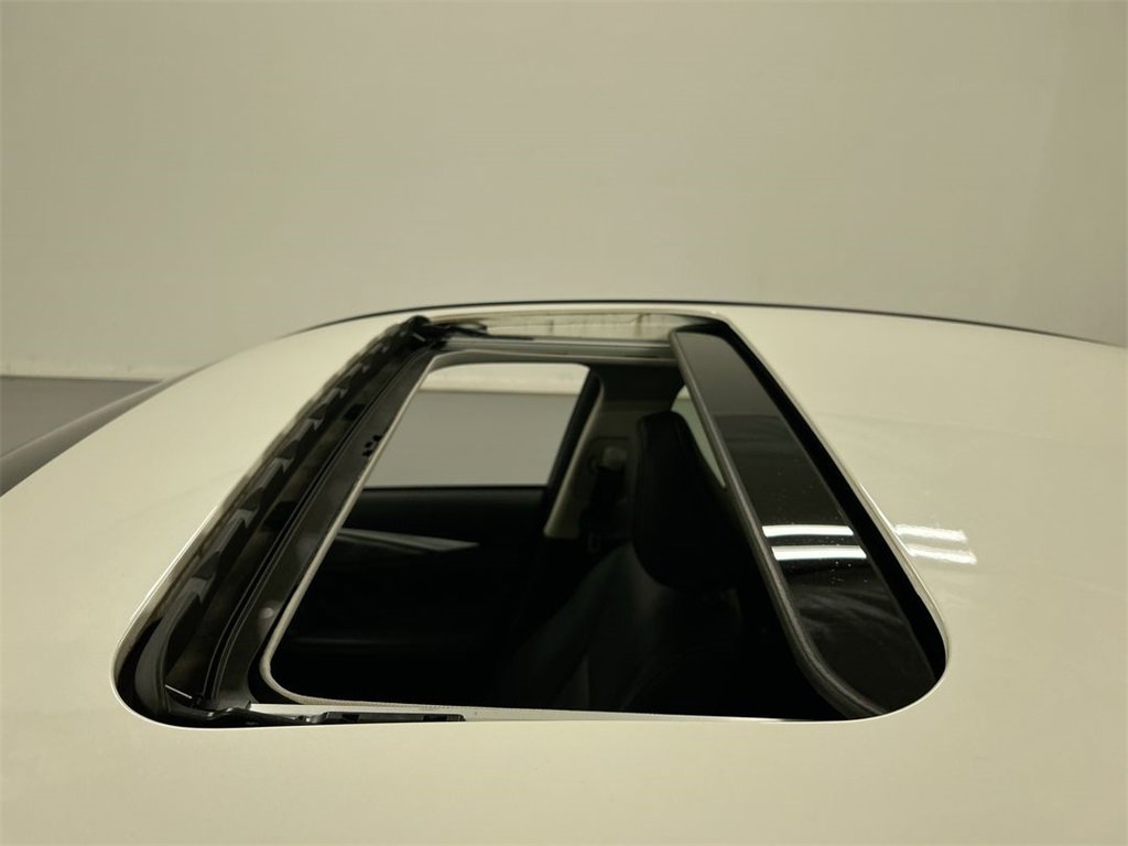 Used 2017 INFINITI Q50 Premium w/ 2.0T Premium Plus Package image 20