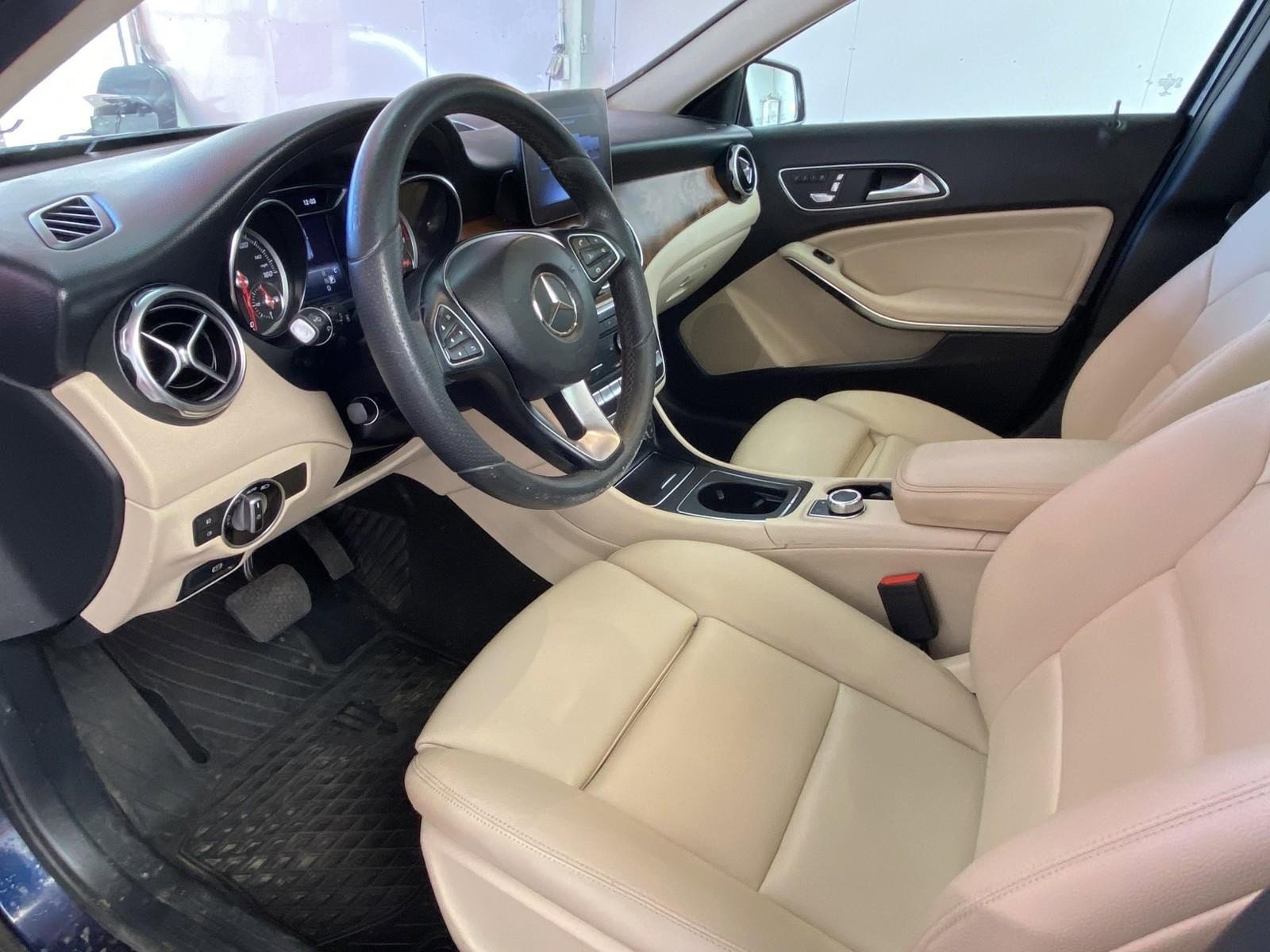 Used 2018 Mercedes-Benz GLA 250 4MATIC image 20
