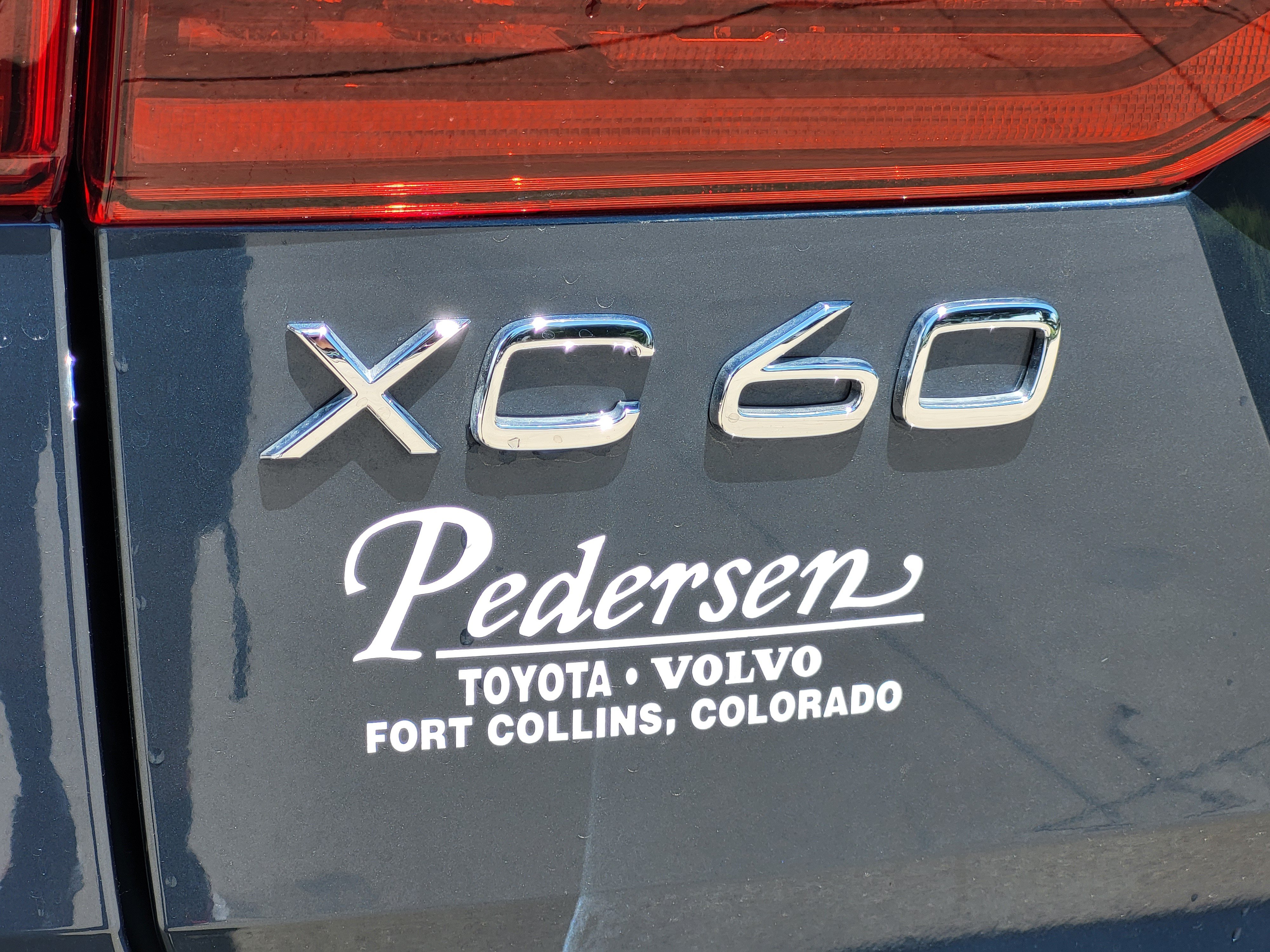 New 2026 Volvo XC60 B5 Plus w/ Climate Package AWD/4WD image 8