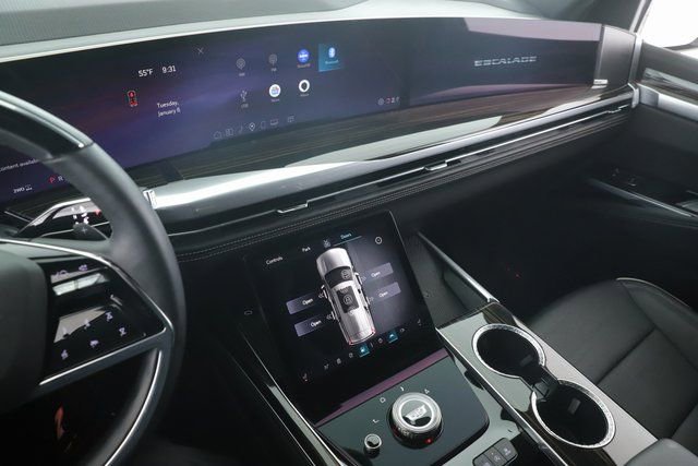 Used 2025 Cadillac Escalade ESV Premium Luxury w/ Touring Package image 29