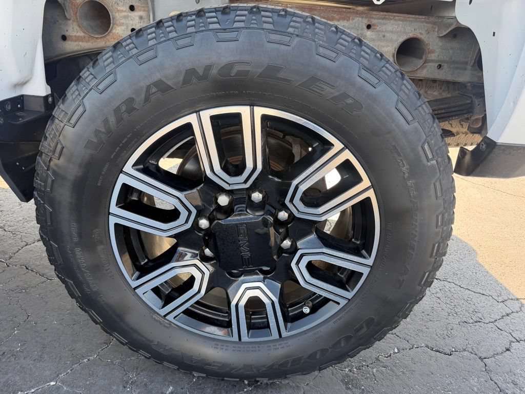 Used 2019 Chevrolet Silverado 2500 W/T AWD/4WD image 20