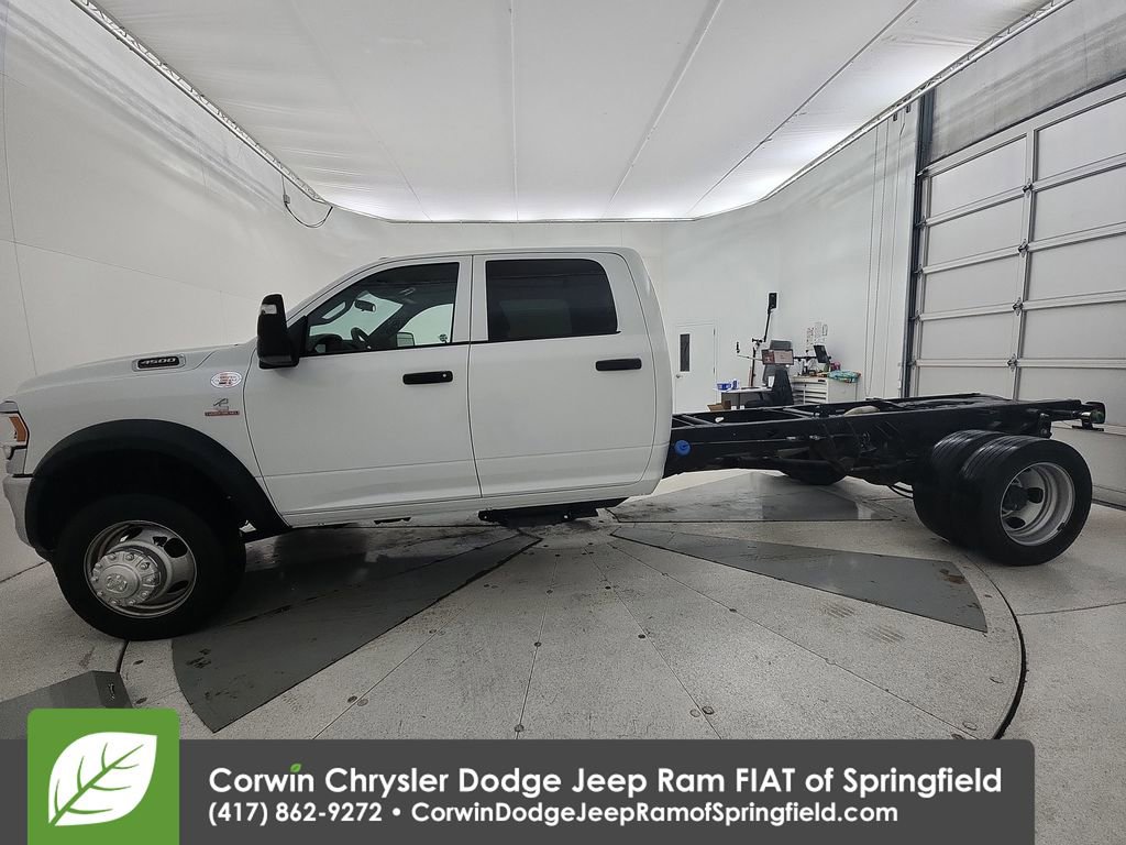 Used 2023 RAM 4500 Tradesman w/ Chrome Appearance Group image 5
