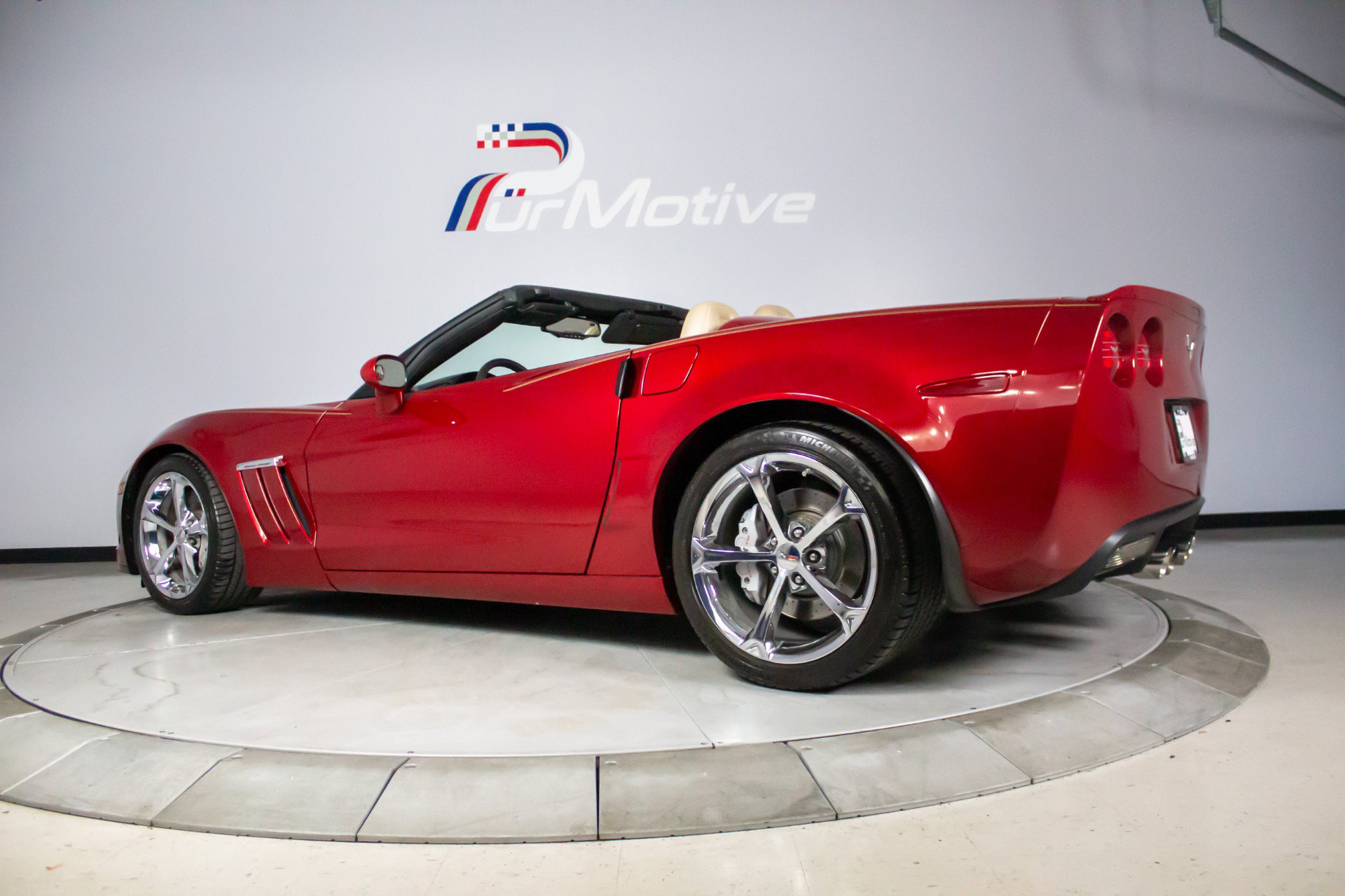 Used 2010 Chevrolet Corvette Grand Sport w/ Preferred Equipment Group RWD image 22