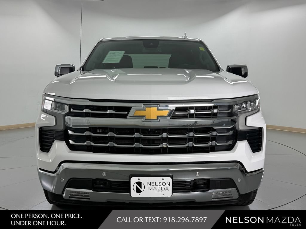 Used 2023 Chevrolet Silverado 1500 LTZ AWD/4WD image 2