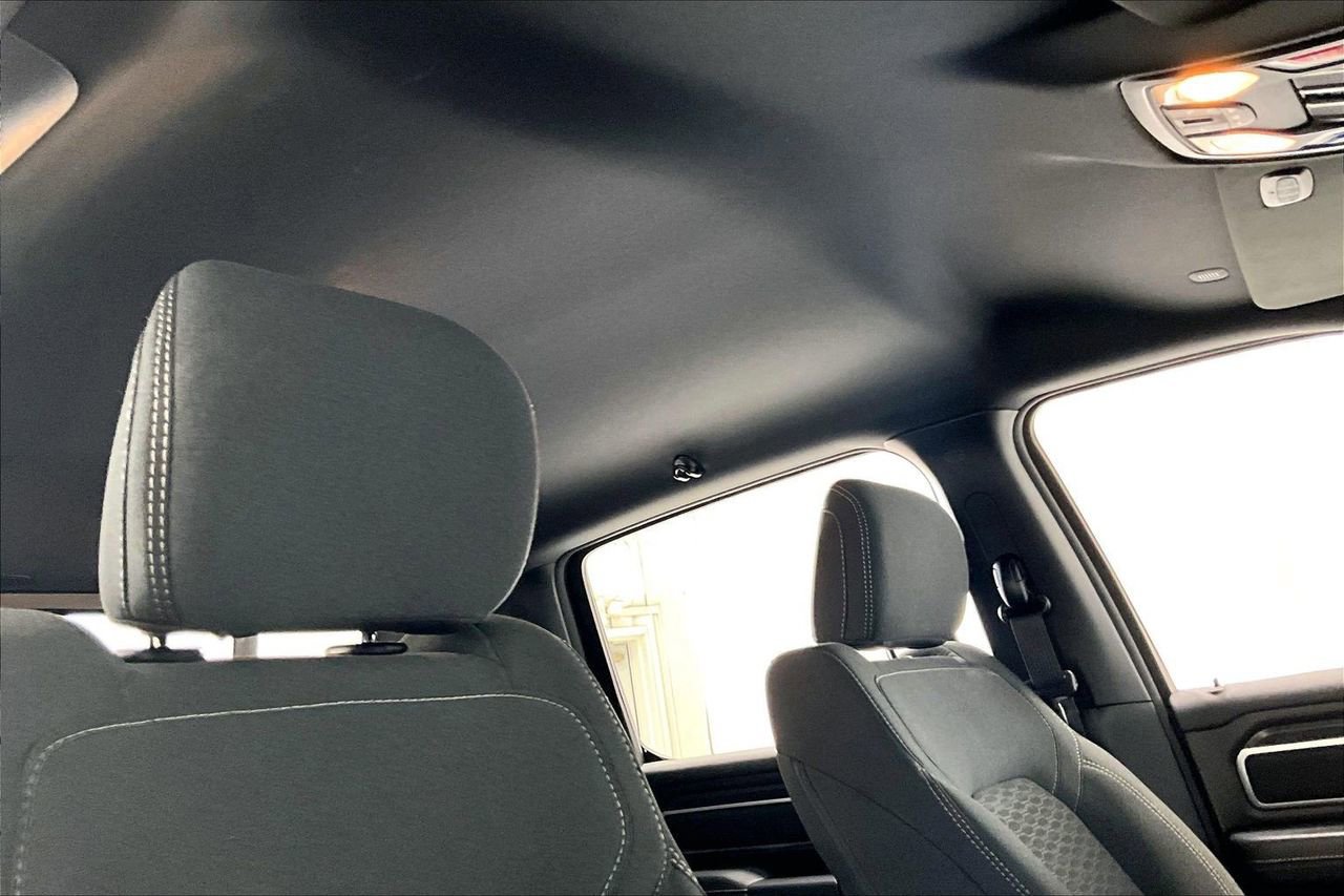 Used 2025 RAM 1500 Lone Star image 27