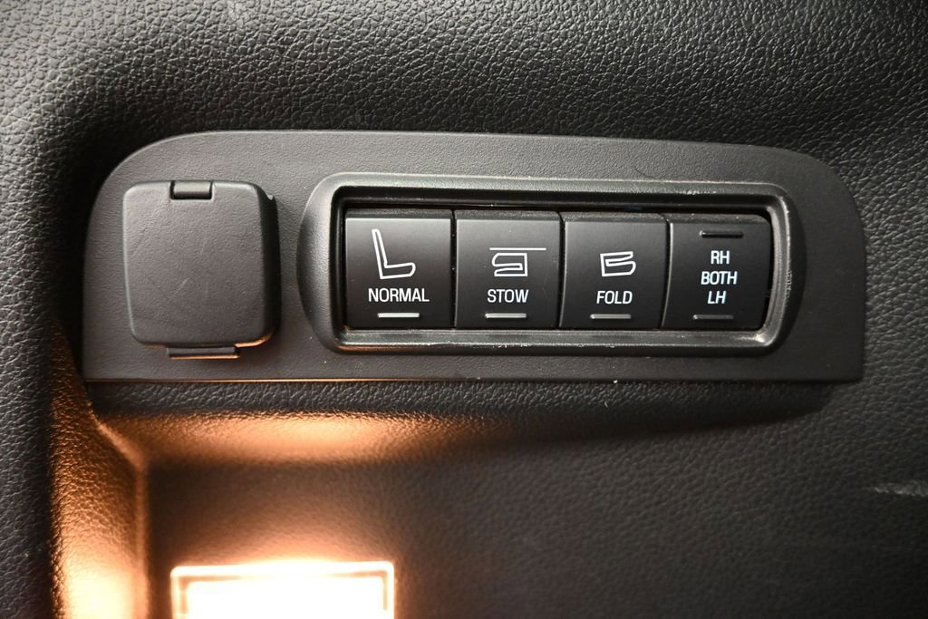 Used 2019 Ford Explorer Limited w/ Class III Trailer Tow Package FWD image 28