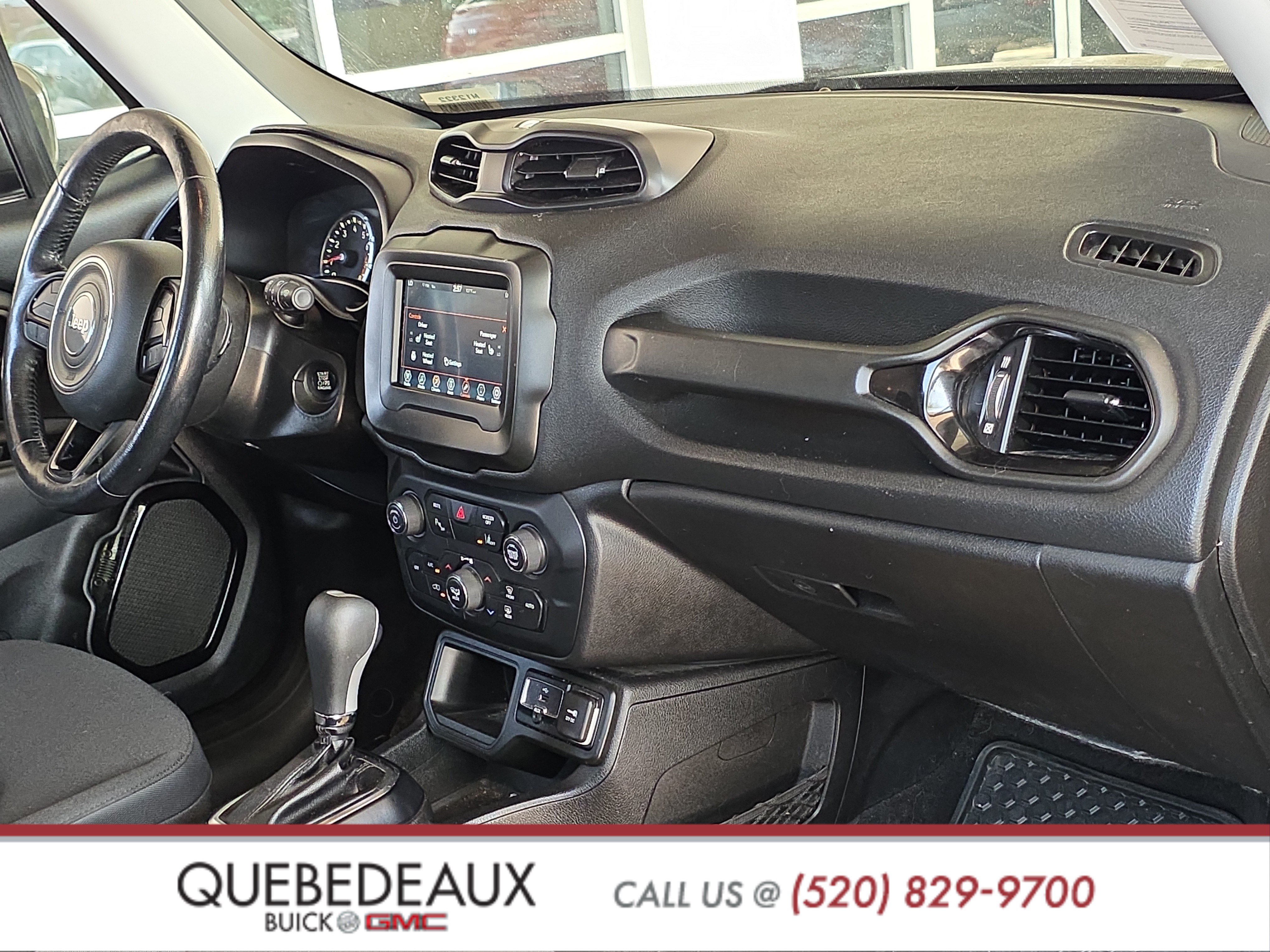 Used 2018 Jeep Renegade Altitude w/ Advanced Technology Group FWD image 22