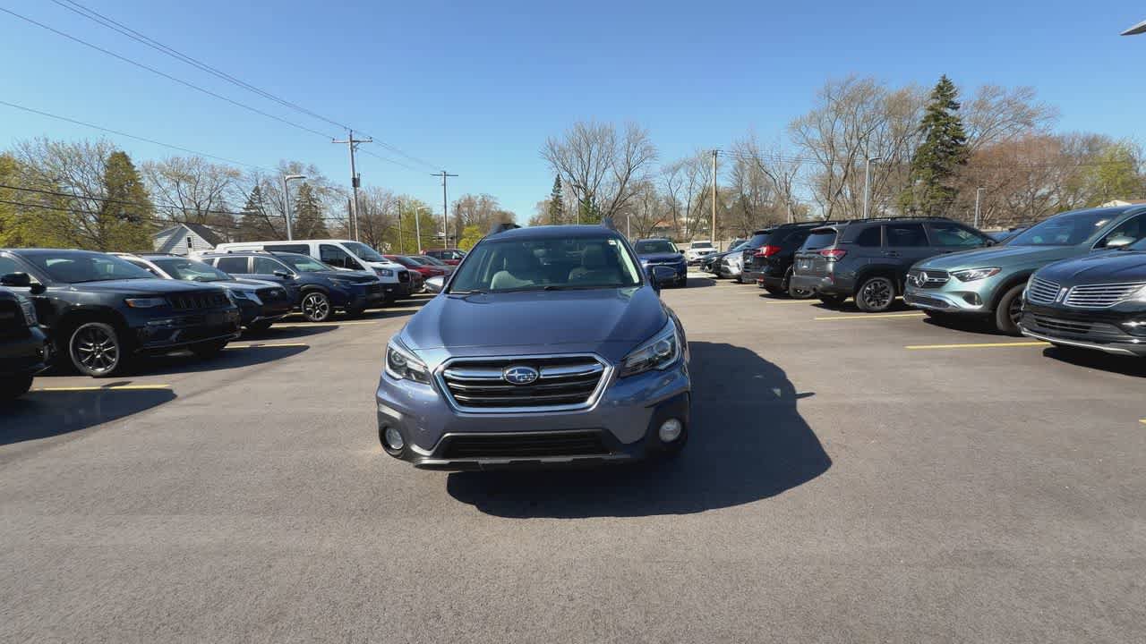 Used 2018 Subaru Outback 2.5i Limited AWD/4WD image 3