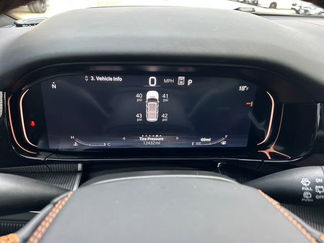 Used 2024 Jeep Grand Wagoneer Series III w/ Rear Seat Video Group 1 image 18