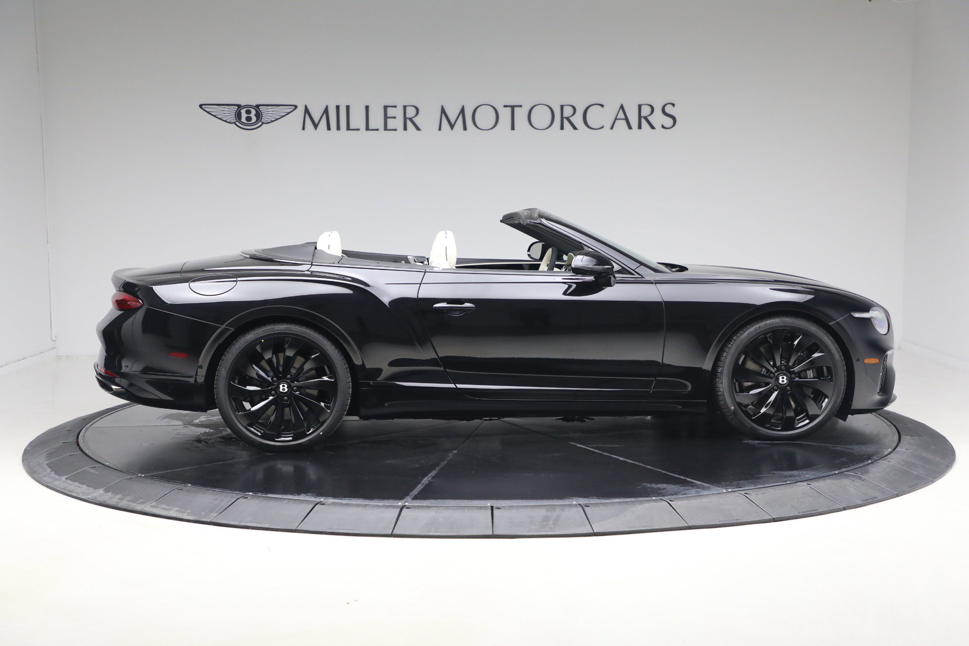 New 2026 Bentley Continental GTC AWD/4WD image 6