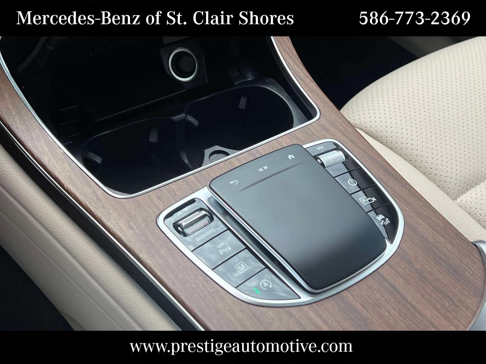 Used 2021 Mercedes-Benz GLC 300 4MATIC image 25