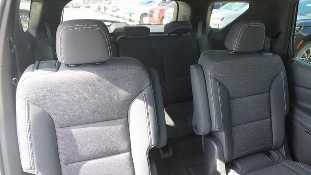 New 2026 Chevrolet Traverse LT image 13