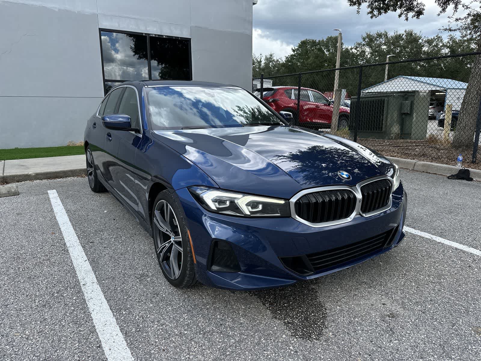 Used 2024 BMW 330i Sedan w/ Premium Package RWD image 11