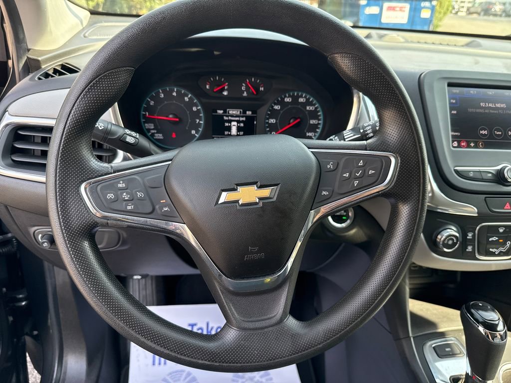 Used 2020 Chevrolet Equinox LS image 22
