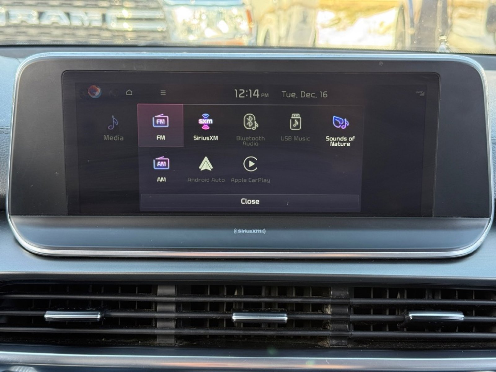 Used 2022 Kia Telluride LX image 27