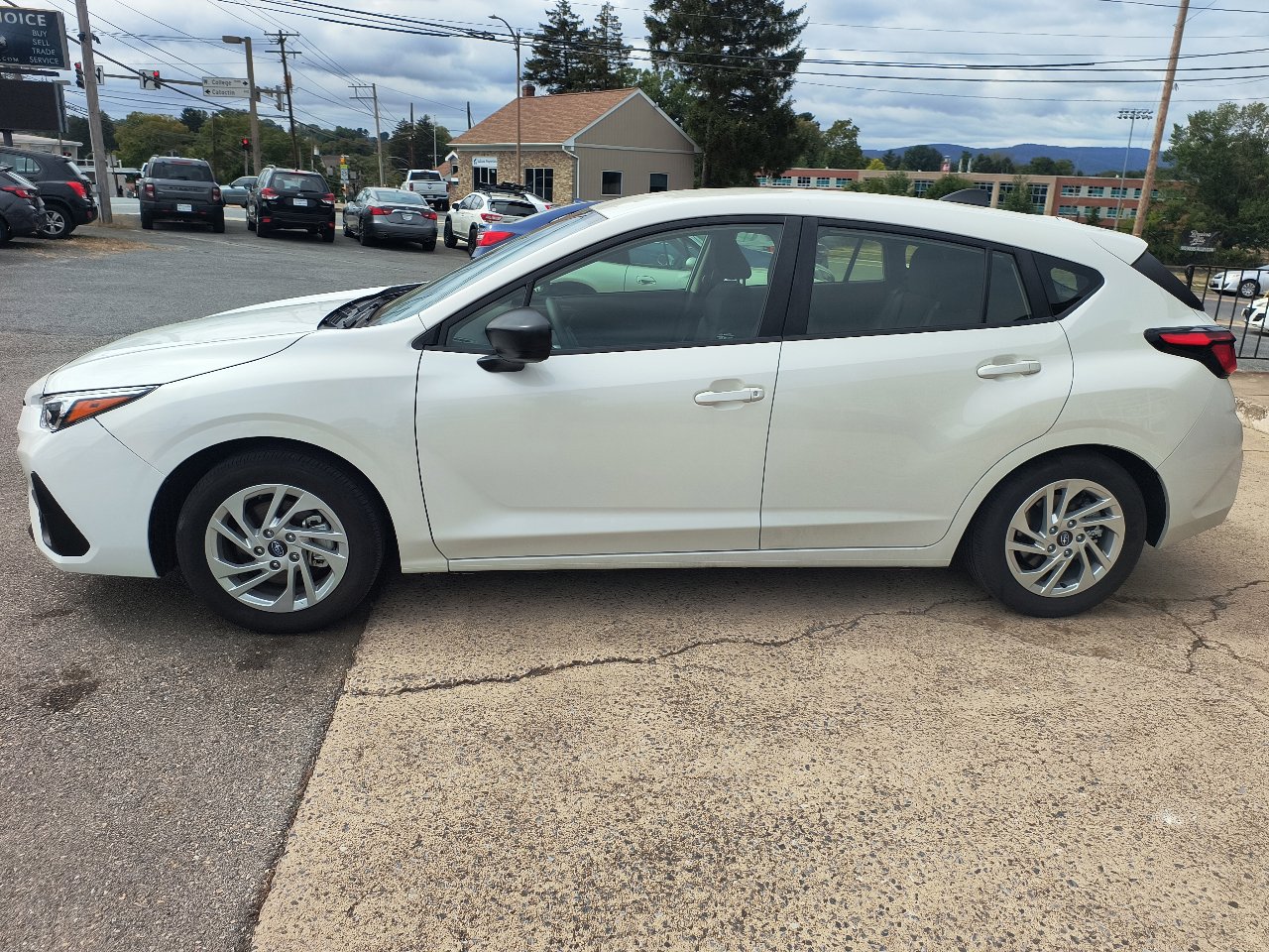 Used 2024 Subaru Impreza 2.0i image 7
