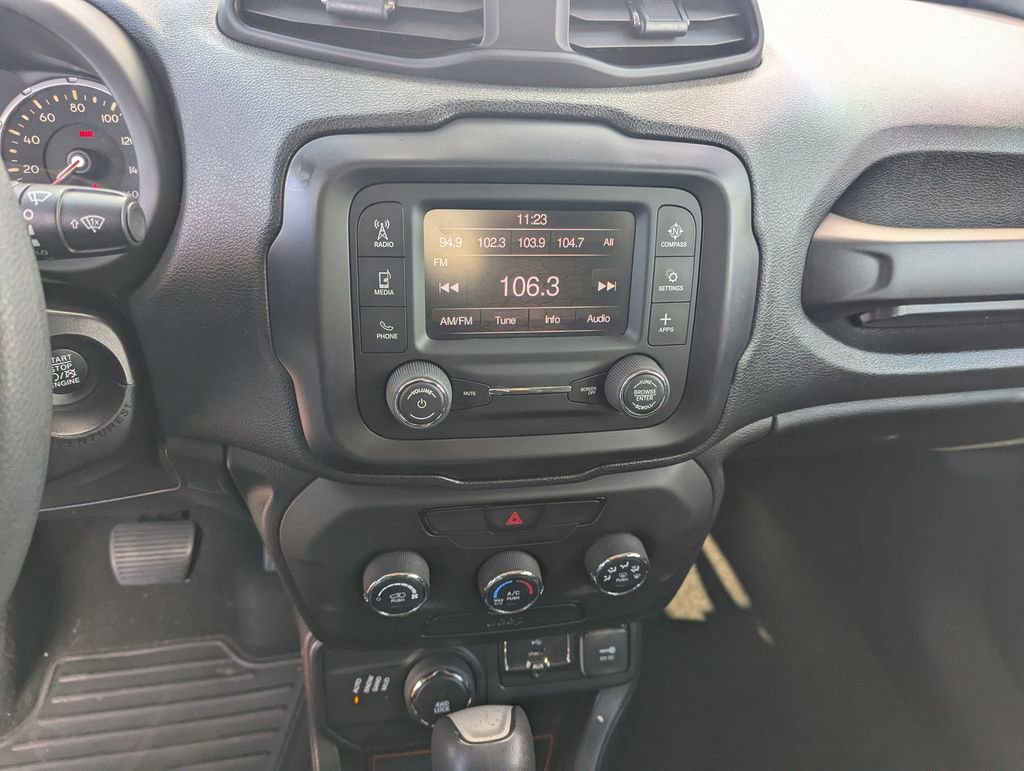 Used 2019 Jeep Renegade Sport w/ Sport Appearance Group image 16