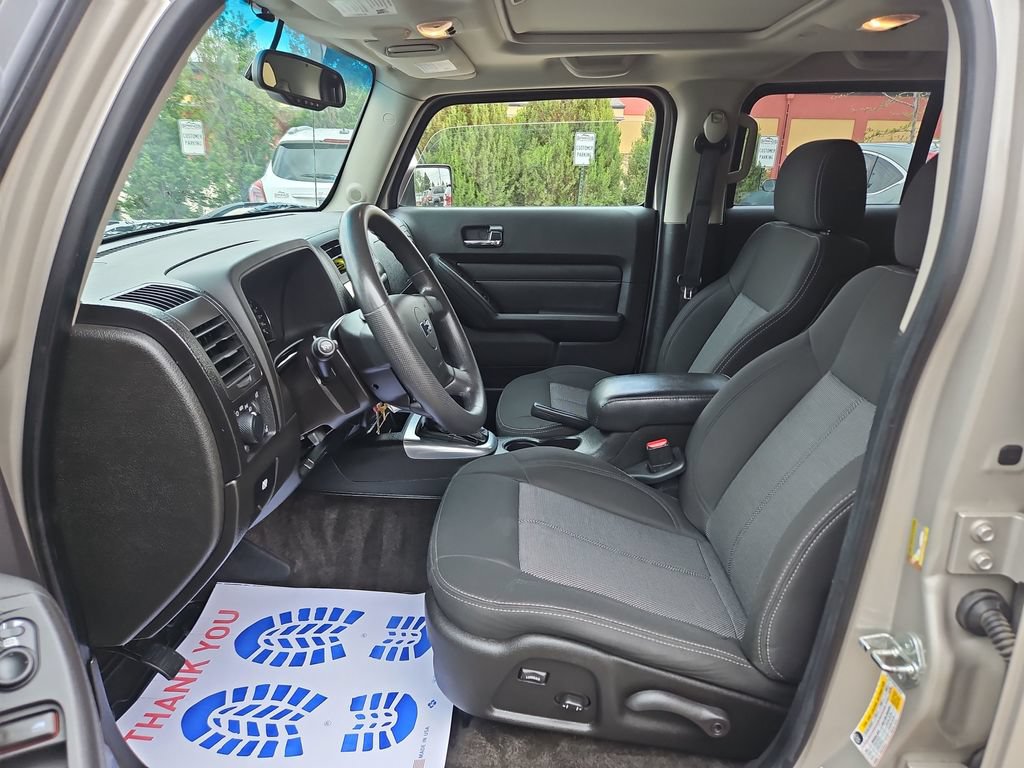 Used 2009 HUMMER H3 AWD/4WD image 9