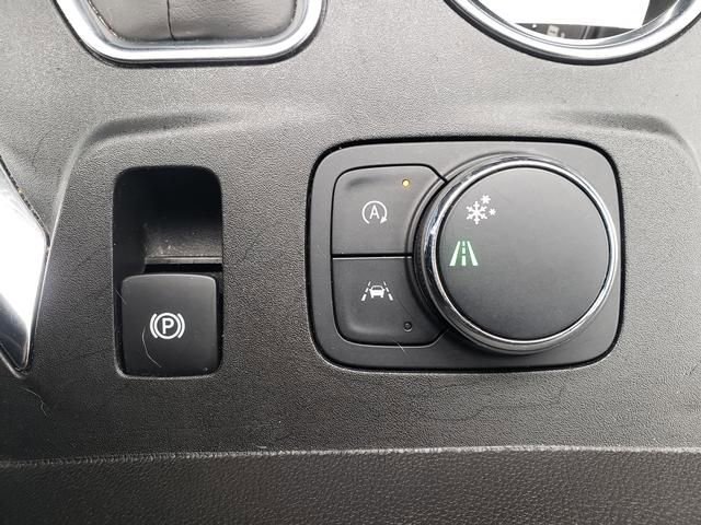 Used 2022 Chevrolet Traverse LT image 20