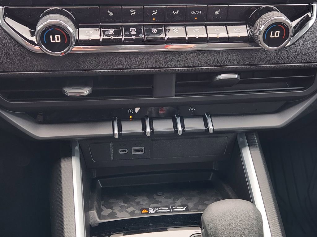New 2026 Chevrolet Colorado Trail Boss AWD/4WD image 14