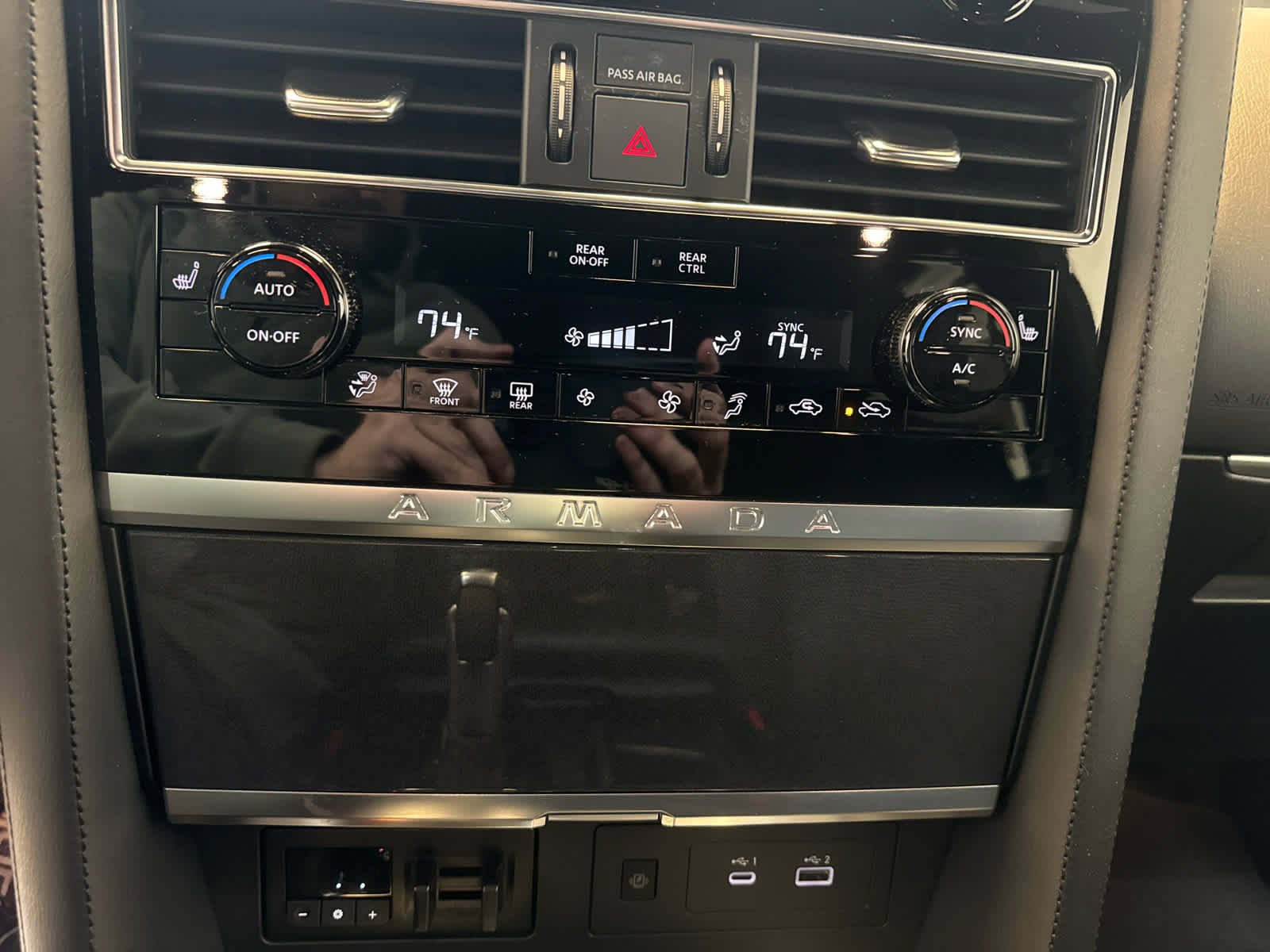 Certified 2024 Nissan Armada SL w/ Midnight Edition Package image 29