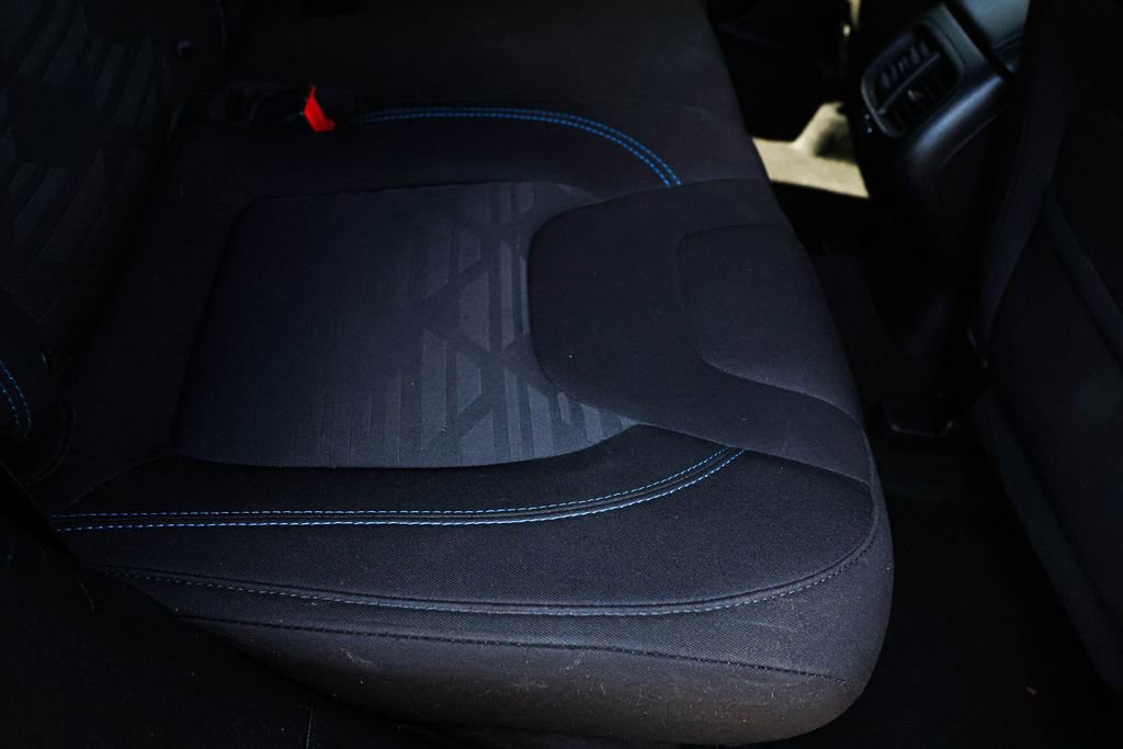 Used 2019 Jeep Cherokee Latitude AWD/4WD image 33
