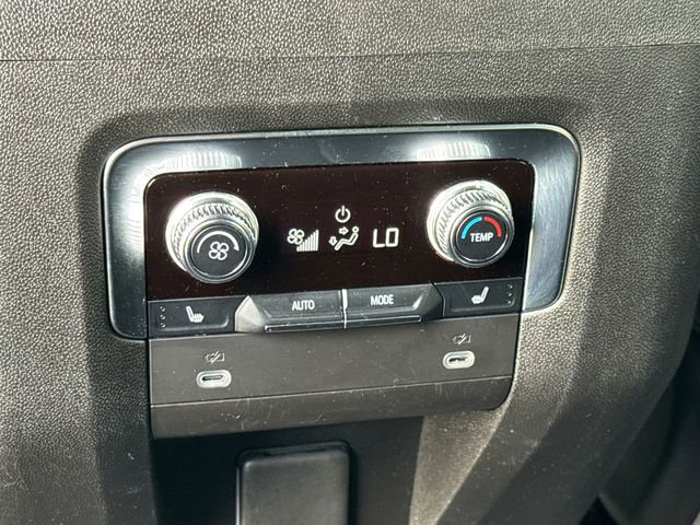 Used 2024 GMC Yukon AT4 image 26