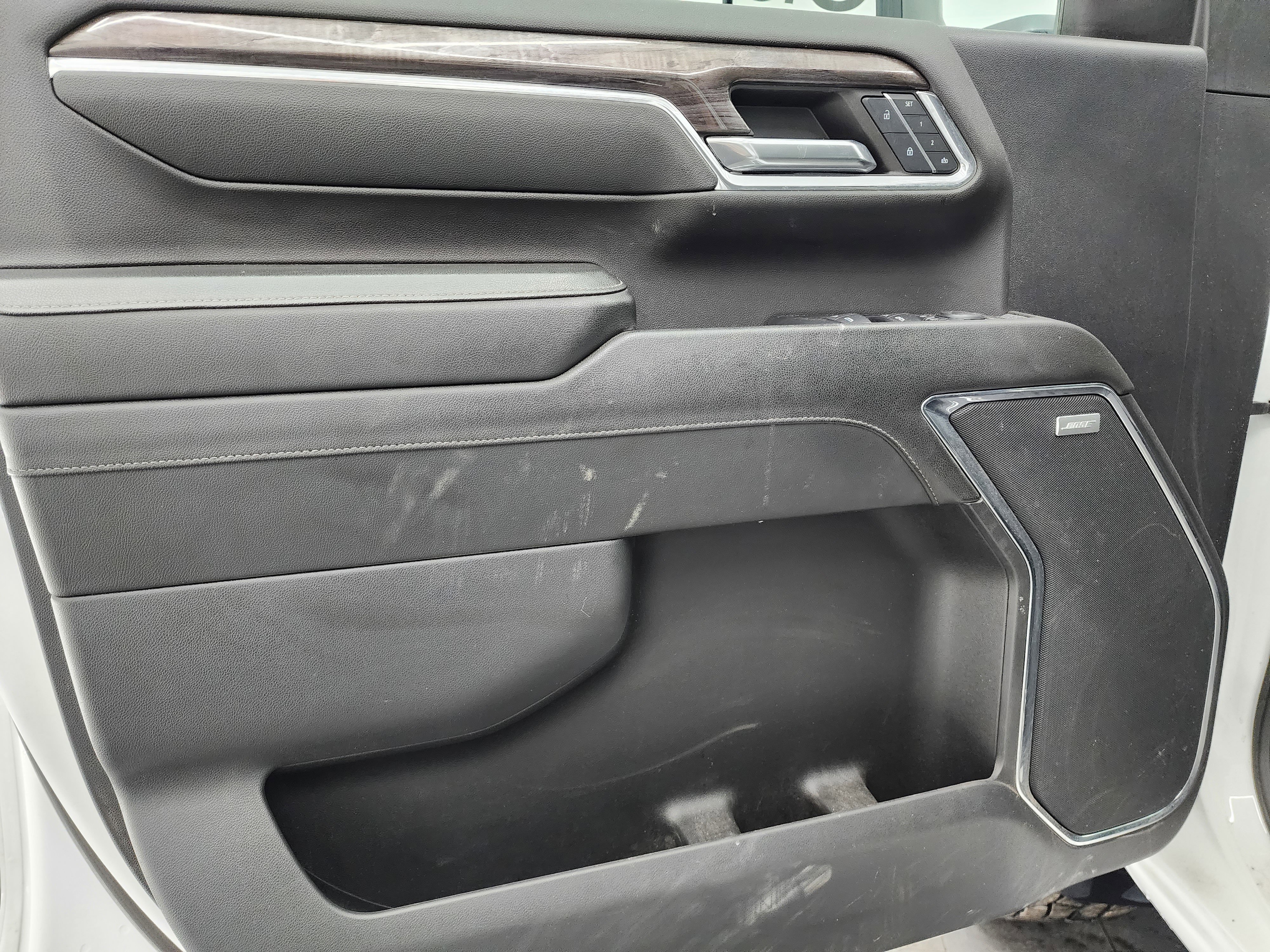 Used 2024 Chevrolet Silverado 2500 LTZ w/ LTZ Plus Package image 46