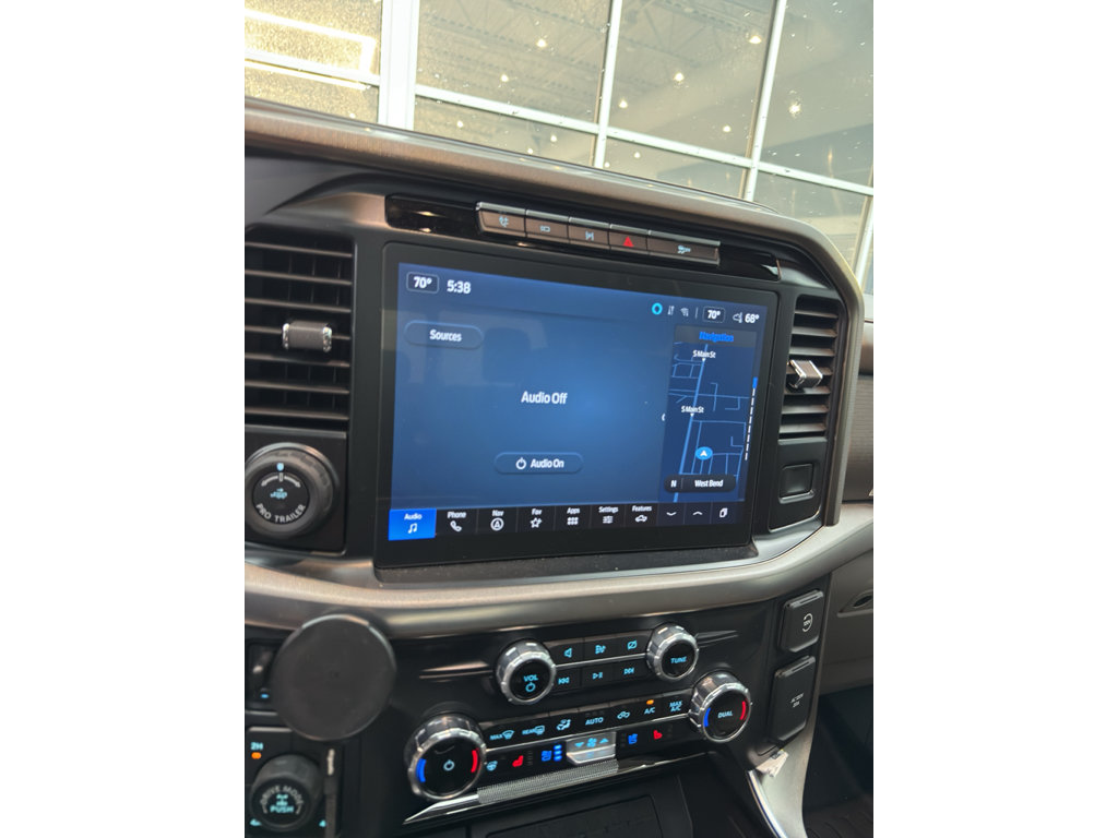 Used 2024 Ford F150 Platinum w/ Equipment Group 703A Plus AWD/4WD image 9