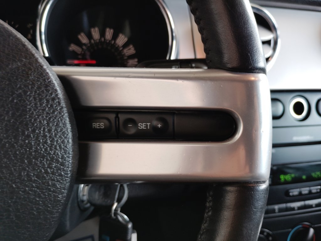 Used 2005 Ford Mustang GT RWD image 22
