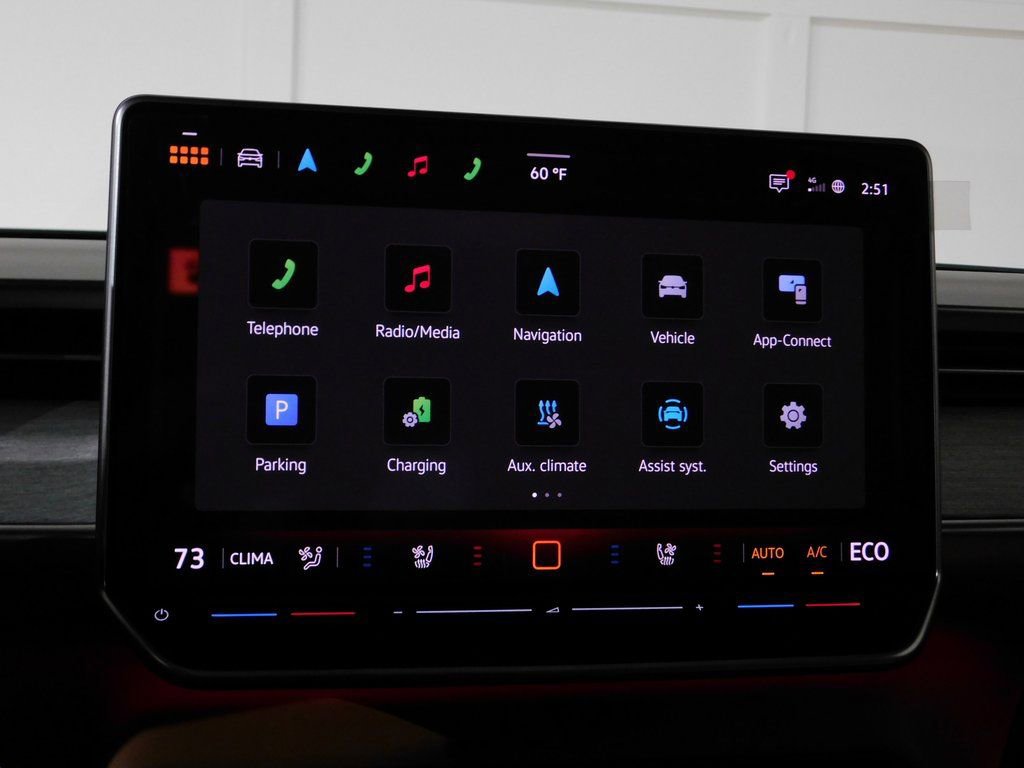 Used 2025 Volkswagen ID. Buzz 1st Edition image 52