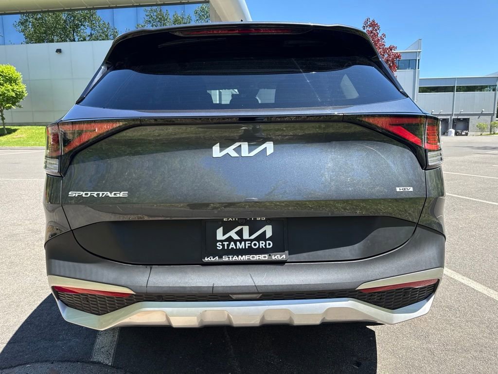 Used 2023 Kia Sportage LX AWD/4WD image 6