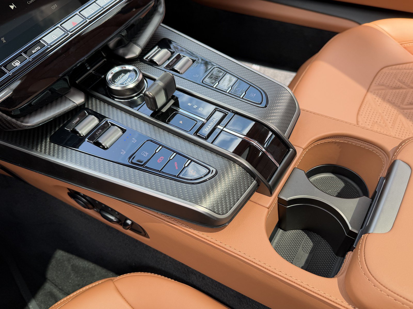 New 2026 Aston Martin Vanquish RWD image 35