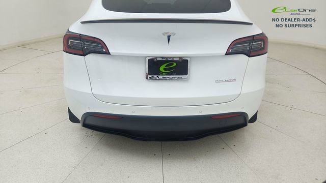 Used 2022 Tesla Model Y Performance AWD/4WD image 11