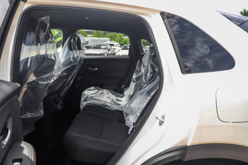 New 2027 Honda HR-V Sport image 10