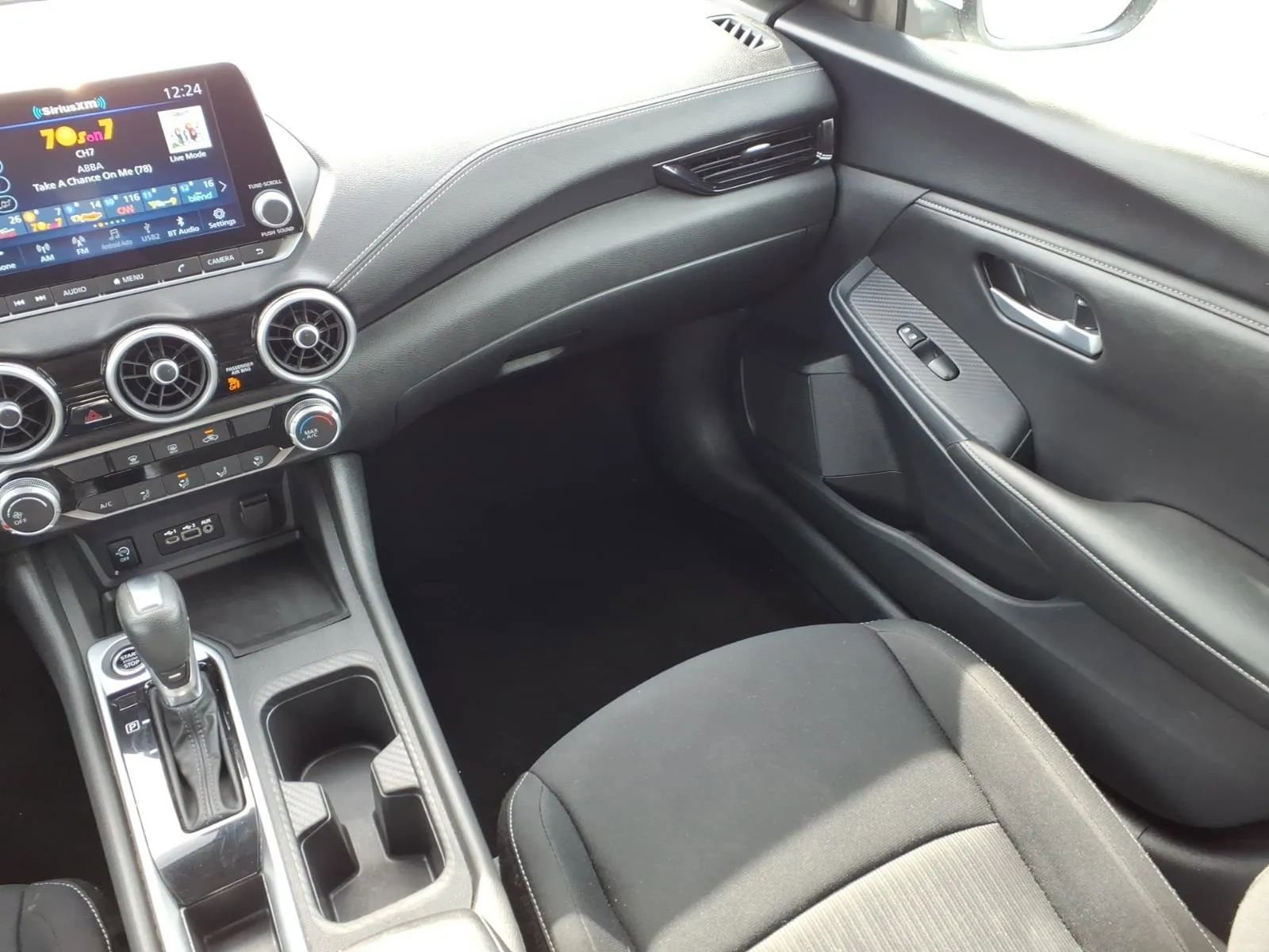 Used 2024 Nissan Sentra SV FWD image 22