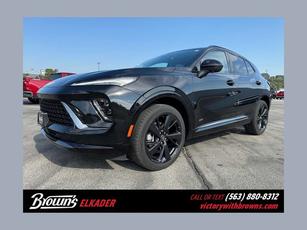 Used 2025 Buick Envision Sport Touring image 1